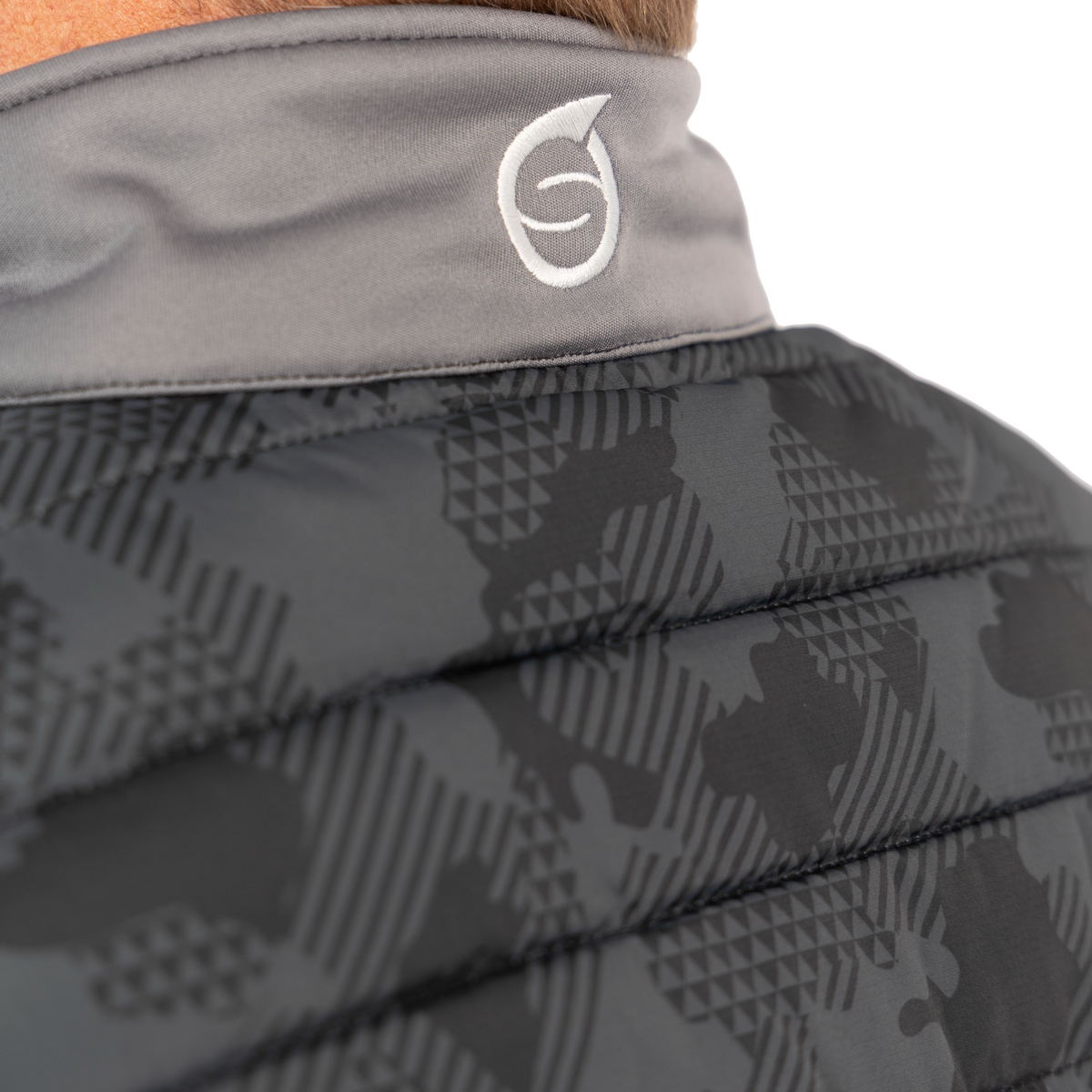 Sunderland Anton Padded Stretch Panel Performance Golf Gilet - Black Camo